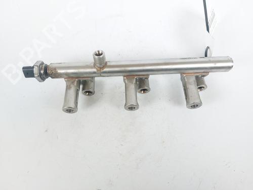 Used Injection rail Injection rail 21603126 21603126