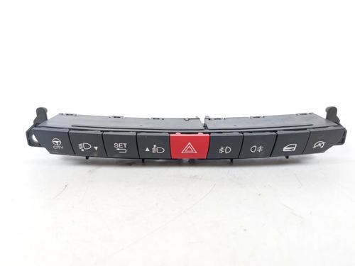 climate-control-fiat-500l-351_-352_-2012-23880799 main image