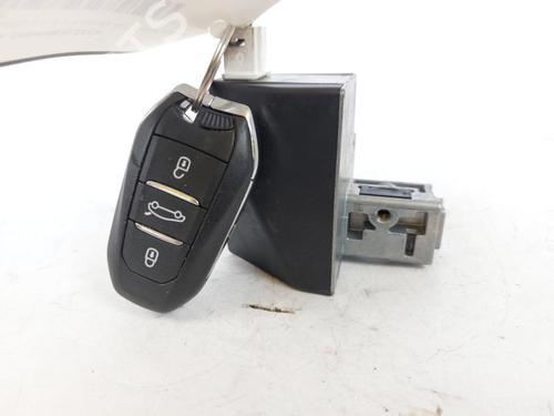 Used Electronic module CITROËN C4 Picasso II 1.6 HDi / BlueHDi 115 (115 hp) 15175689