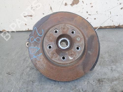 Used Right rear steering knuckle Right rear steering knuckle JEEP RENEGADE SUV (BU, B1, BV) 2.0 CRD 4x4 (120 hp) 39634757 39634757
