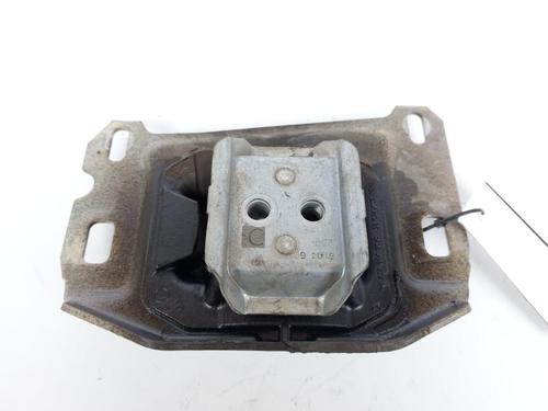 Used Gearbox mount Gearbox mount PEUGEOT 308 II (LB_, LP_, LW_, LH_, L3_) 1.5 BlueHDi 130 (131 hp) 15157088 15157088
