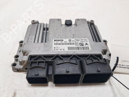 Used Engine control unit (ECU) Engine control unit (ECU) 37682513 37682513