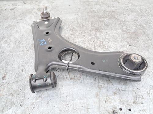 Used Right front suspension arm Right front suspension arm 36880908 36880908