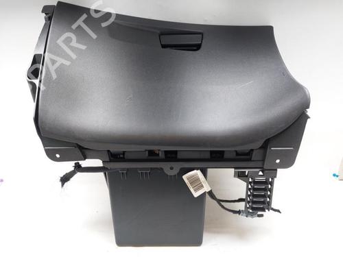 glove-box-citroen-c4-picasso-ii-2013-28349803 main image