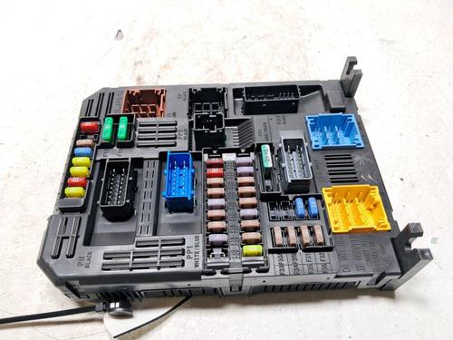 Used Electronic module Electronic module PEUGEOT 3008 II SUV (MC_, MR_, MJ_, M4_) 1.5 BlueHDi 130 (131 hp) 33752277 33752277