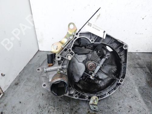 Caja de cambios FIAT PUNTO (188_) 1.2 60 (188.030, .050, .130, .150, .230, .250) (60 hp) 31144338