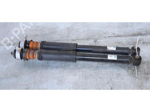 Højre bagtil støddæmper KIA RIO IV (YB, SC, FB) 1.25 (84 hp) 15145127