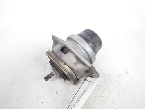 Used Engine mount LAND ROVER RANGE ROVER SPORT I (L320) 3.0 D 4x4 (245 hp) 15159028