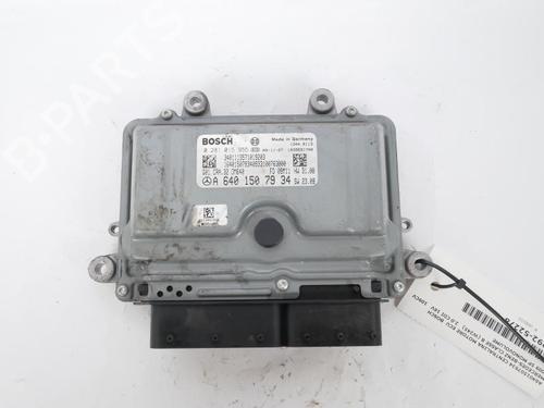Used Engine control unit (ECU) Engine control unit (ECU) MERCEDES-BENZ B-CLASS Sports Tourer (W245) B 180 CDI (245.207) (109 hp) 15160439 15160439