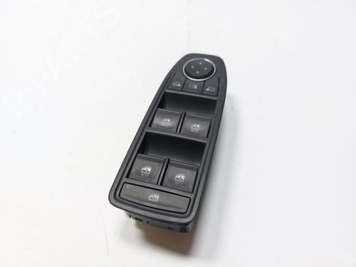Used Left front window switch RENAULT CLIO V (B7_) 1.5 Blue dCi 100 (B7AD) (101 hp) 31011327