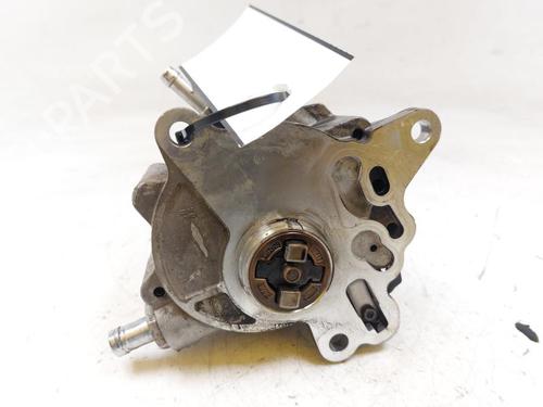 Used Vacuum pump VW GOLF PLUS V (5M1, 521) 1.9 TDI (105 hp) 28618614