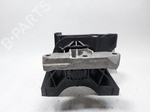 Used Engine mount Engine mount PEUGEOT 3008 II SUV (MC_, MR_, MJ_, M4_) 1.5 BlueHDi 130 (131 hp) 33752282 33752282