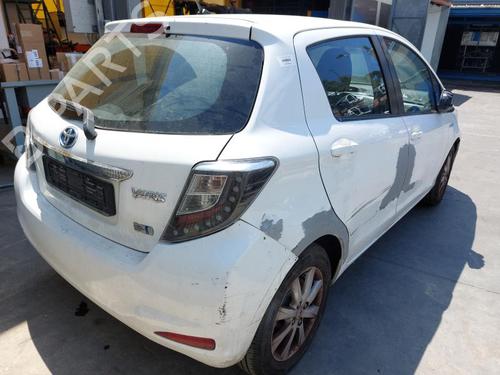 Air filter box TOYOTA YARIS (_P13_) 1.5 Hybrid (NHP130_, NHP130) | BP27443067M87 
