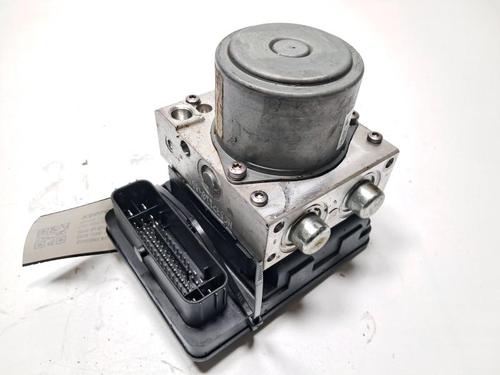 Used ABS pump FIAT 500X (334_) 1.3 D Multijet (334AXH1A) (95 hp) 33196399