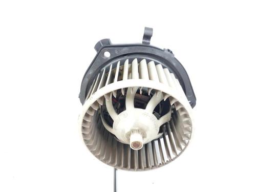 Used Heater blower motor Heater blower motor IVECO DAILY IV Van 35C18 V, 35C18 V/P, 35S18 V, 35S18 V/P (176 hp) 19270675 19270675