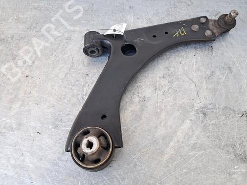 Used Right front suspension arm Right front suspension arm 37486118 37486118