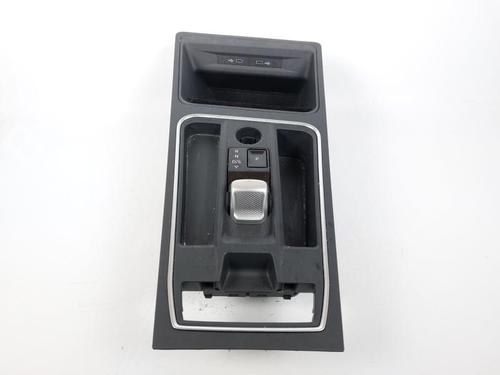 Used Shift knob SEAT LEON (KL1, KLG) 1.0 TSI (110 hp) 16062598