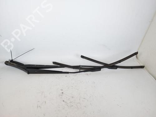 Used Front windshield wiper arm SKODA OCTAVIA III Combi (5E5, 5E6) 2.0 TDI (150 hp) 15157788