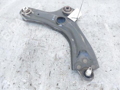 Used Right front suspension arm RENAULT CAPTUR II (HF_) TCe 130 (HFMF) (131 hp) 30453578