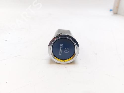 Used Electronic module TOYOTA YARIS (_P13_) 1.5 Hybrid (NHP130_, NHP130) (101 hp) 27443012