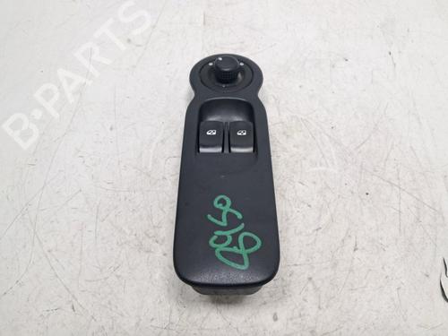 Used Left front window switch Left front window switch RENAULT MODUS / GRAND MODUS (F/JP0_) 1.5 dCi (FP0F, JP0F) (86 hp) 40255667 40255667