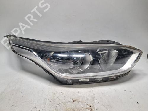 Used Right headlight KIA CEED Sportswagon (CD) 1.6 CRDi 115 (116 hp) 33194644
