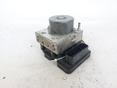 Used ABS pump ABS pump DACIA SANDERO II TCe 90 (B8M1, B8MA, B8AC) (90 hp) 18304689 18304689