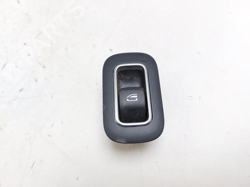 Comutador vidro frente direito MERCEDES-BENZ A-CLASS (W177) A 180 d (177.010) (116 hp) 28618643