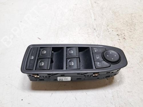 Used Left front window switch Left front window switch DACIA DUSTER (PYM_, PYN_) 1.0 ECO G-100 (101 hp) 33311984 33311984