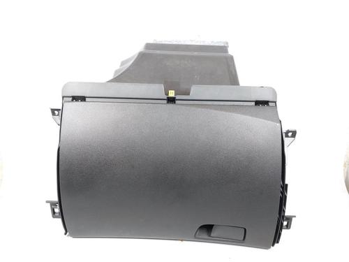 Used Glove box RENAULT MEGANE IV Hatchback (B9A/M/N_) 1.3 TCe 140 (B9NB) (140 hp) 17204767