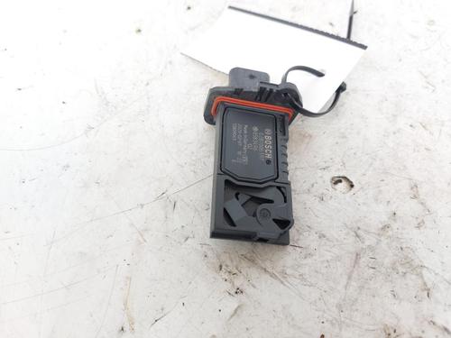 Used Mass air flow sensor MINI MINI COUNTRYMAN (F60) Cooper ALL4 (136 hp) 18740275