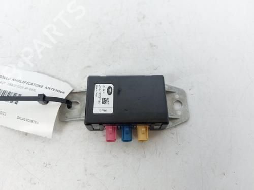 Used Engine control unit (ECU) Engine control unit (ECU) JAGUAR XE (X760) 2.0 D AWD (180 hp) 15163522 15163522