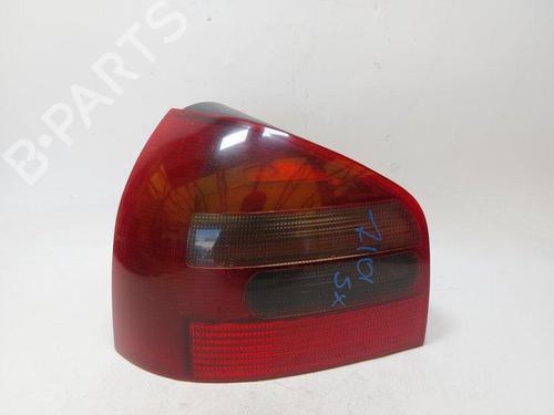 Farolim esquerdo Farolim esquerdo AUDI A3 (8L1) 1.9 TDI (110 hp) 33904557 33904557