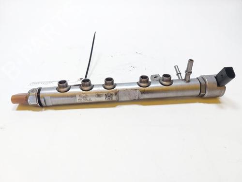 Used Injection rail Injection rail 30453482 30453482