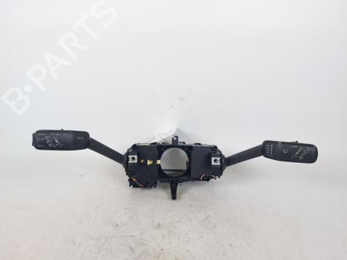 Used Steering column stalk SEAT IBIZA V (KJ1, KJG) 1.0 TSI (95 hp) 15174252