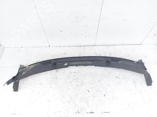 Used Grille Grille 25984882 25984882