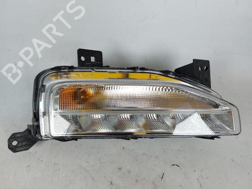 right-headlight-vw-t-roc-a11-d11-10-tsi-2ga941056c-2017-15158828 main image