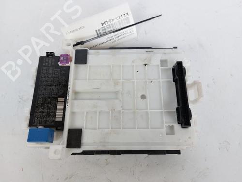 Used Fuse box Fuse box 15157703 15157703