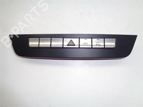 Used Switch MERCEDES-BENZ C-CLASS (W204) C 180 CDI (204.000) (120 hp) 15139317