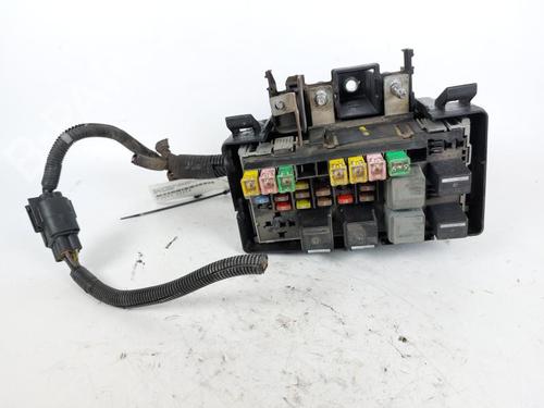 Used Fuse box Fuse box FORD TRANSIT Bus (FD_ _, FB_ _, FS_ _, FZ_ _, FC_ _) 2.4 TDCi (115 hp) 15156999 15156999