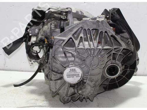 Gearbox MERCEDES-BENZ B-CLASS Sports Tourer (W246, W242) B 200 CDI / d (246.208) | BP15147043M3 