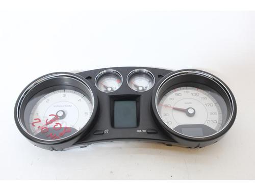 Used Instrument cluster PEUGEOT 308 I (4A_, 4C_) 2.0 HDi (136 hp) 15147172