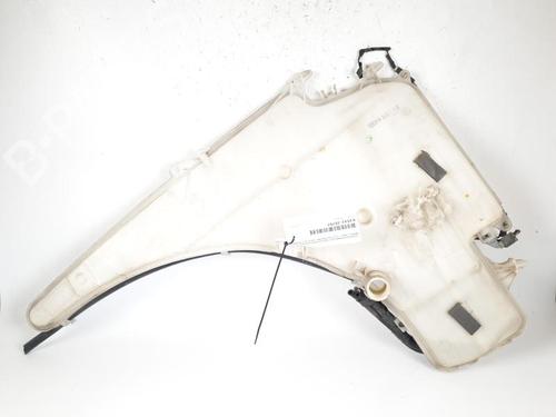 Used Windscreen washer tank BMW 1 (E87) 118 d (143 hp) 15155682
