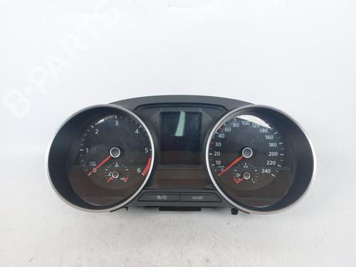 Used Instrument cluster VW POLO V (6R1, 6C1) 1.4 TDI (90 hp) 15165237