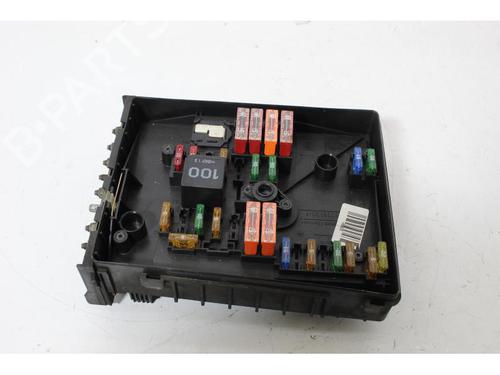 Used Fuse box AUDI A3 (8P1) 1.6 (102 hp) 15147545