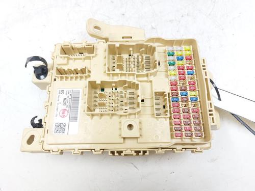 Used Fuse box HYUNDAI TUCSON (NX4E, NX4A) 1.6 T-GDi (150 hp) 27538274