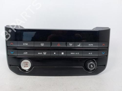 AC Styreenhet / Manøvreringsenhet JAGUAR XE (X760) 2.0 D AWD (180 hp) 15163517