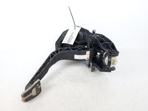 Pedal FORD FIESTA VII (HJ, HF) 1.5 TDCi (120 hp) 15165122