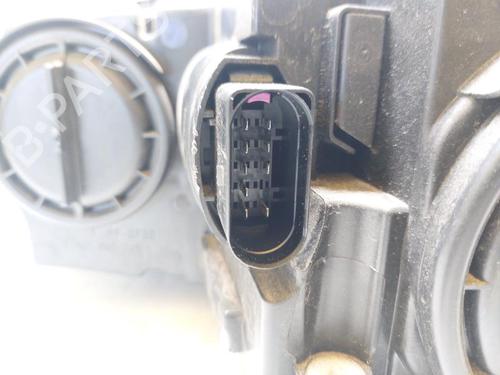 Right headlight SKODA OCTAVIA III Combi (5E5, 5E6) 1.6 TDI | BP30898732C29