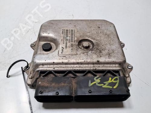 Used Engine control unit (ECU) Engine control unit (ECU) FIAT PUNTO EVO (199_) 1.3 D Multijet (199AXC1A, 199BXC1A, 199AXT1A, 199BXT1A) (75 hp) 33197394 33197394